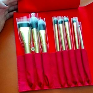 Luxie Glitter and Gold Brush Set